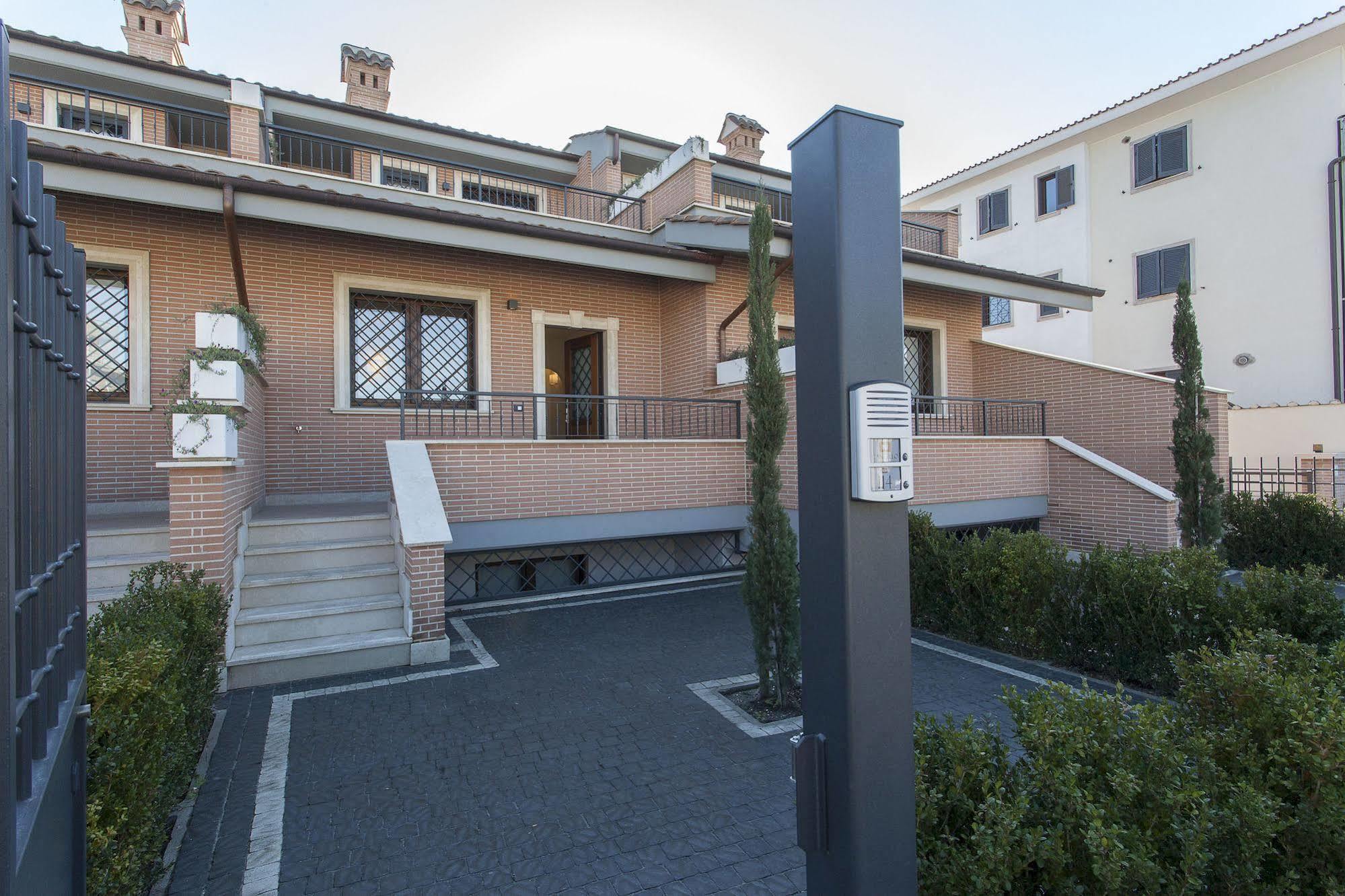 Domus Anagnina Villa Ciampino Exterior photo